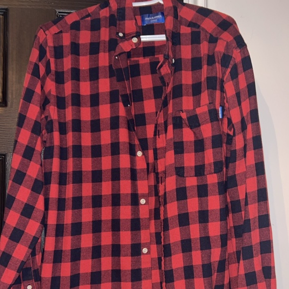 Red and Black Checkered Men's Shirt - Picture 1 of 1